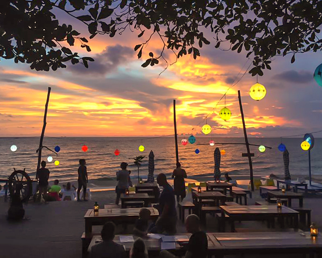 Du lịch Phú Quốc: Ngắm biển từ những quán cà phê - ảnh 3
